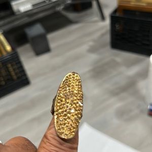 Women ring gold tone